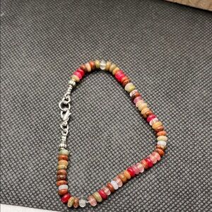 Women's Multicolor Beaded Bracelet — Pink, Red & Tan